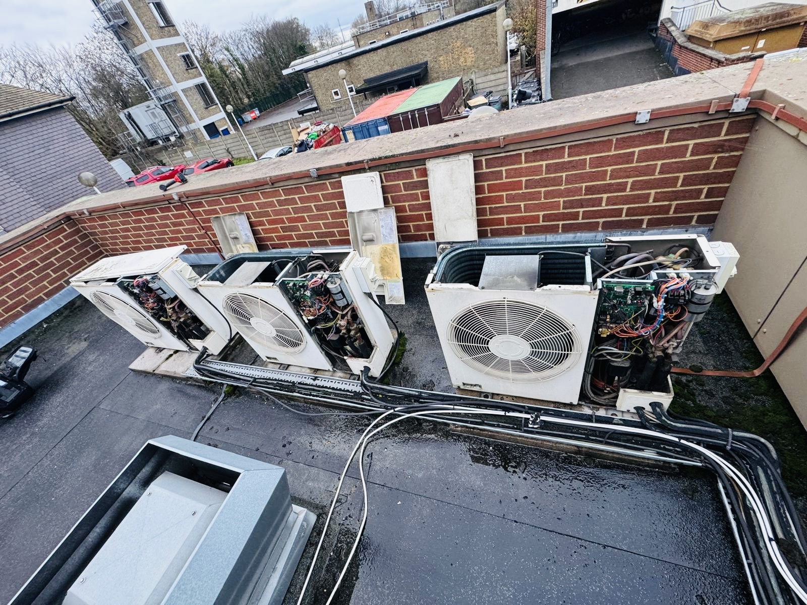 b1290a77 fb52 4f83 bba2 6e1f6a05372c